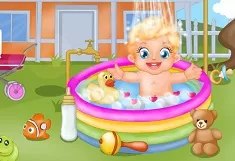 Baby Games, Baby Lizzie Outdoor Bathing, Games-kids.com