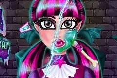 Monster High Games, Draculaura Total Makeover, Games-kids.com