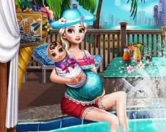 Frozen  Games, Pregnant Elsa Pool Fun, Games-kids.com