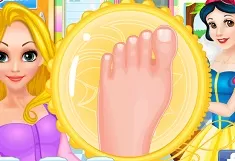 Princess Games, Snow White Doctor Rapunzel Foot, Games-kids.com