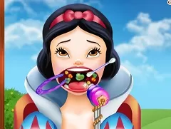 Snow White Games, Snow White Throat Care, Games-kids.com